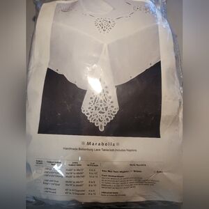 Maeabella Lace Table Cloth